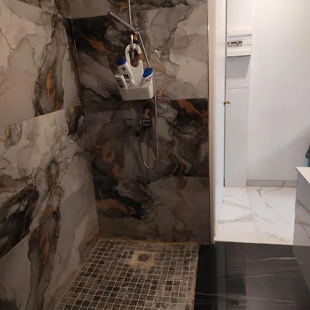 Appartement Confort Avec Parkings Gratuits